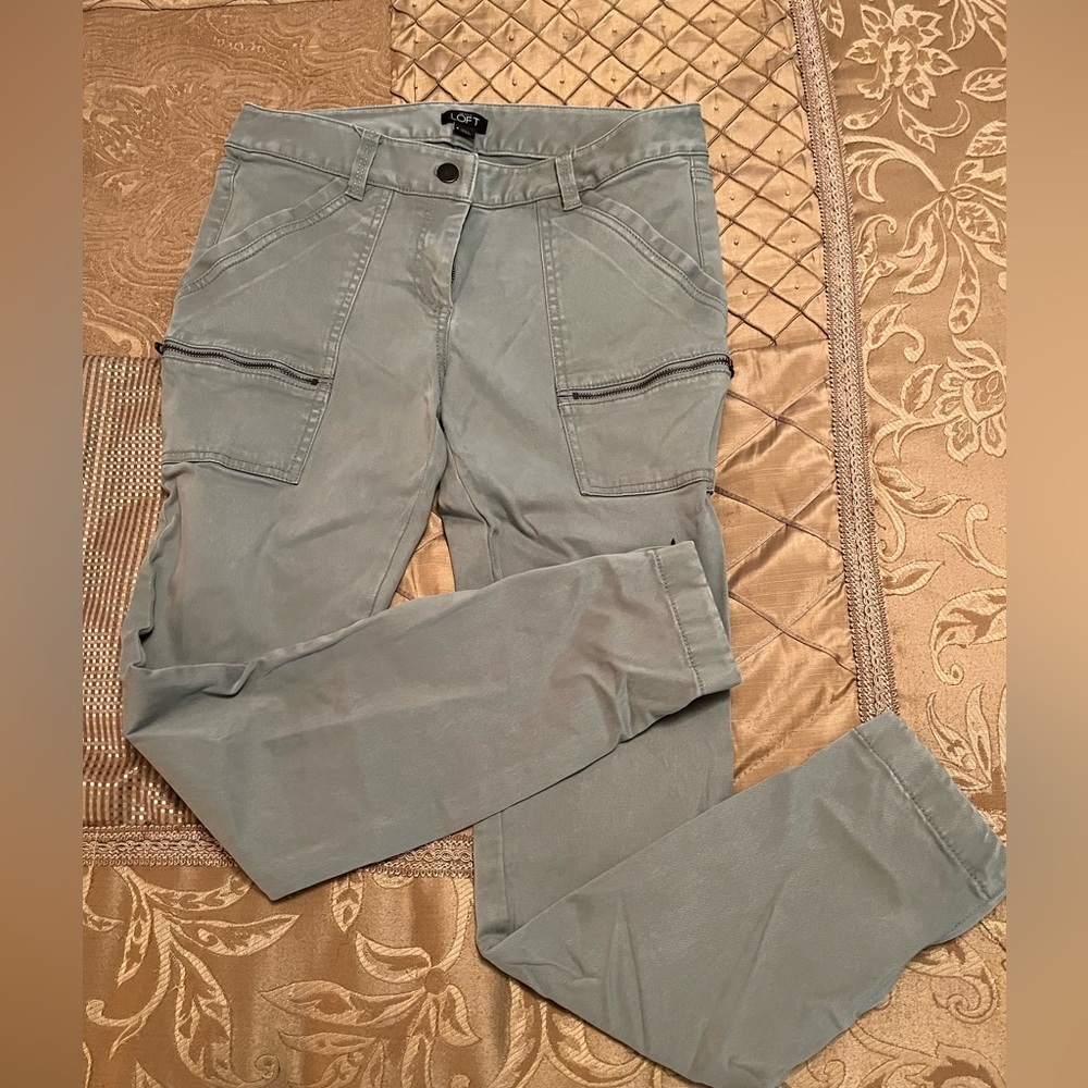 Ann Taylor Loft/women’s light green pants, size 4 - Picture 2 of 6